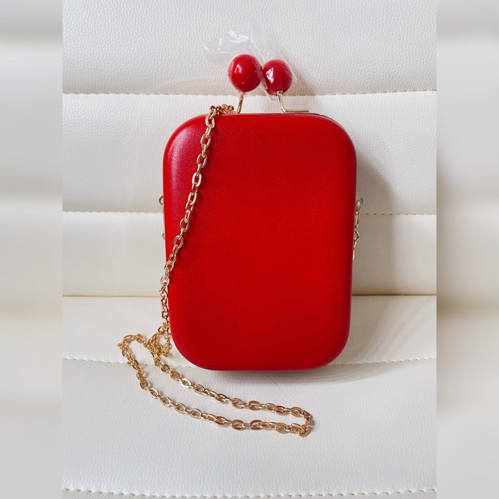 Elizabeth Arden Red Crossbody Bag / Clutch ❤️✨